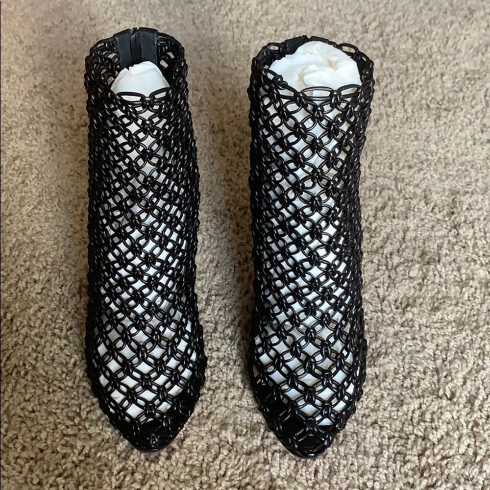 Christian Louboutin Andaloulou Booties 38.5